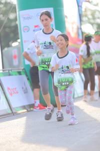 BIB: 
                            <button type="button" onclick="openModal(3653405)" class="btn btn-primary btn-sm float-right btn-popup" data-toggle="modal" data-target=".modal-high-quality">
                        <i class="fas fa-shopping-cart"></i> Add to Cart
                    </button>
                                            <button type="button" onclick="isThisMe(3653405, true)" class="btn btn-success btn-sm float-right btn-popup btn-isme hidden" data-toggle="tooltip" data-placement="bottom" title="นี่คือรูปของคุณใช่ไหม คลิกที่นี่เพื่อเอาเข้าอัลบั้ม">
                        <i class="fas fa-plus"></i> Add to album
                    </button>
                    <button type="button" onclick="isThisMe(3653405, false)" class="btn btn-warning btn-sm float-right btn-popup btn-isnotme hidden">
                        <i class="fas fa-ban"></i> Remove from album
                    </button>